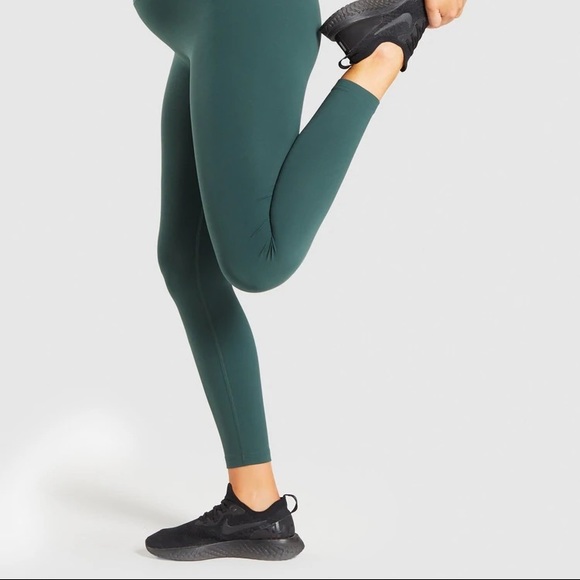 Brand New Gymshark Training Leggings Medium - Picture 4 of 4